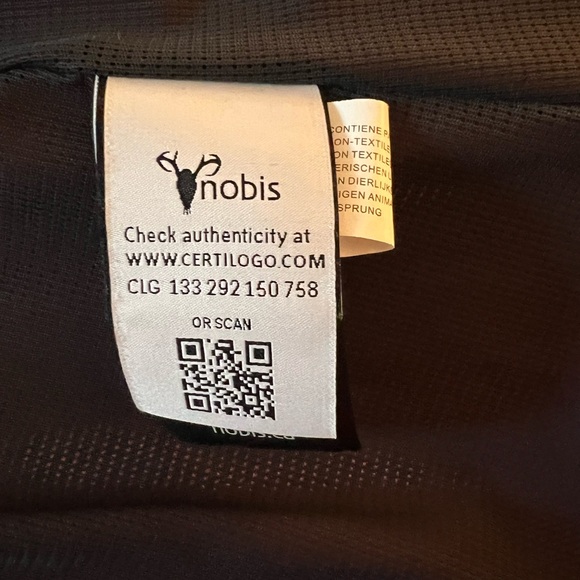 Barely worn in great condition Nobis Rain coat - Picture 3 of 5